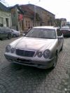  Mercedes-Benz E- CDI