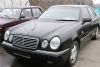  Mercedes-Benz E- elegance