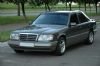  Mercedes-Benz E- E200