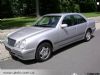  Mercedes-Benz E- 210