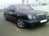  Mercedes-Benz E- elegans