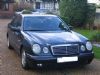  Mercedes-Benz E- 220